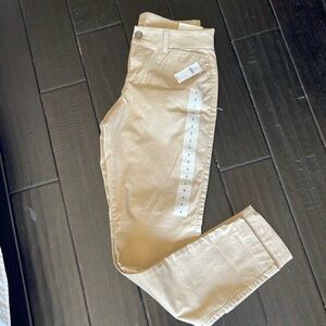 NWT old Navy khaki skinny pants